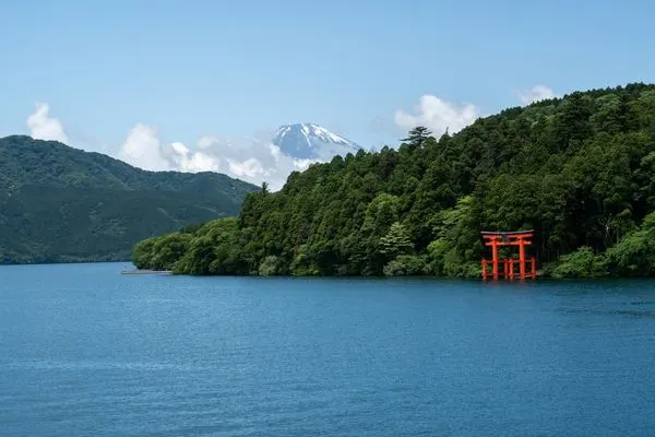 Hakone shrine